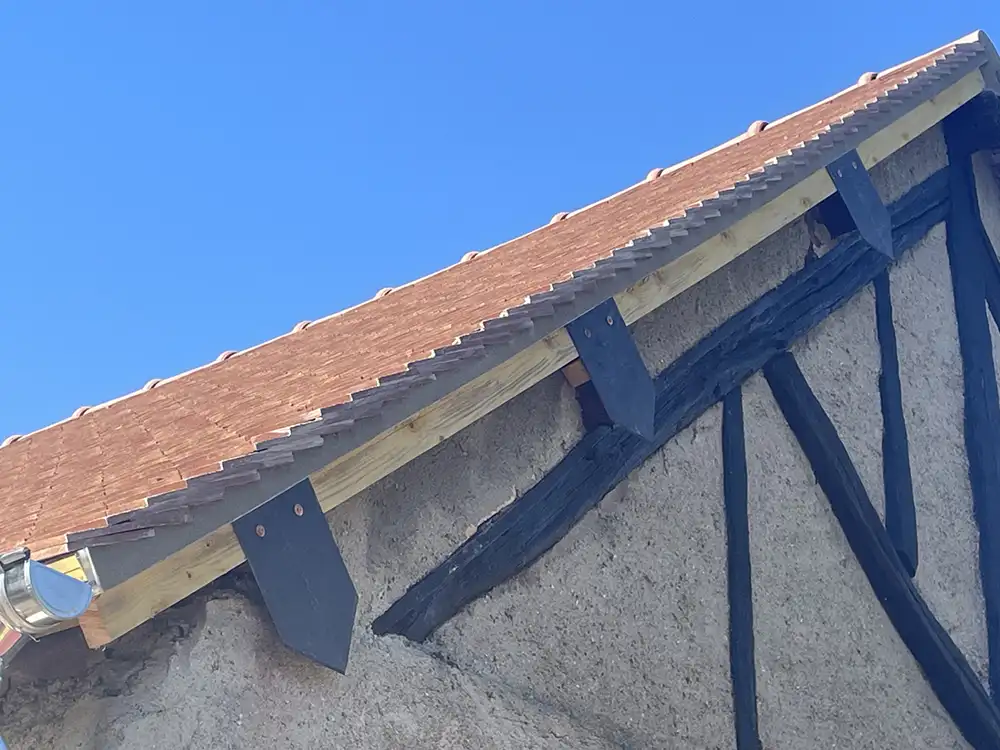 Bande de rive toiture Bretagnolles (27220)